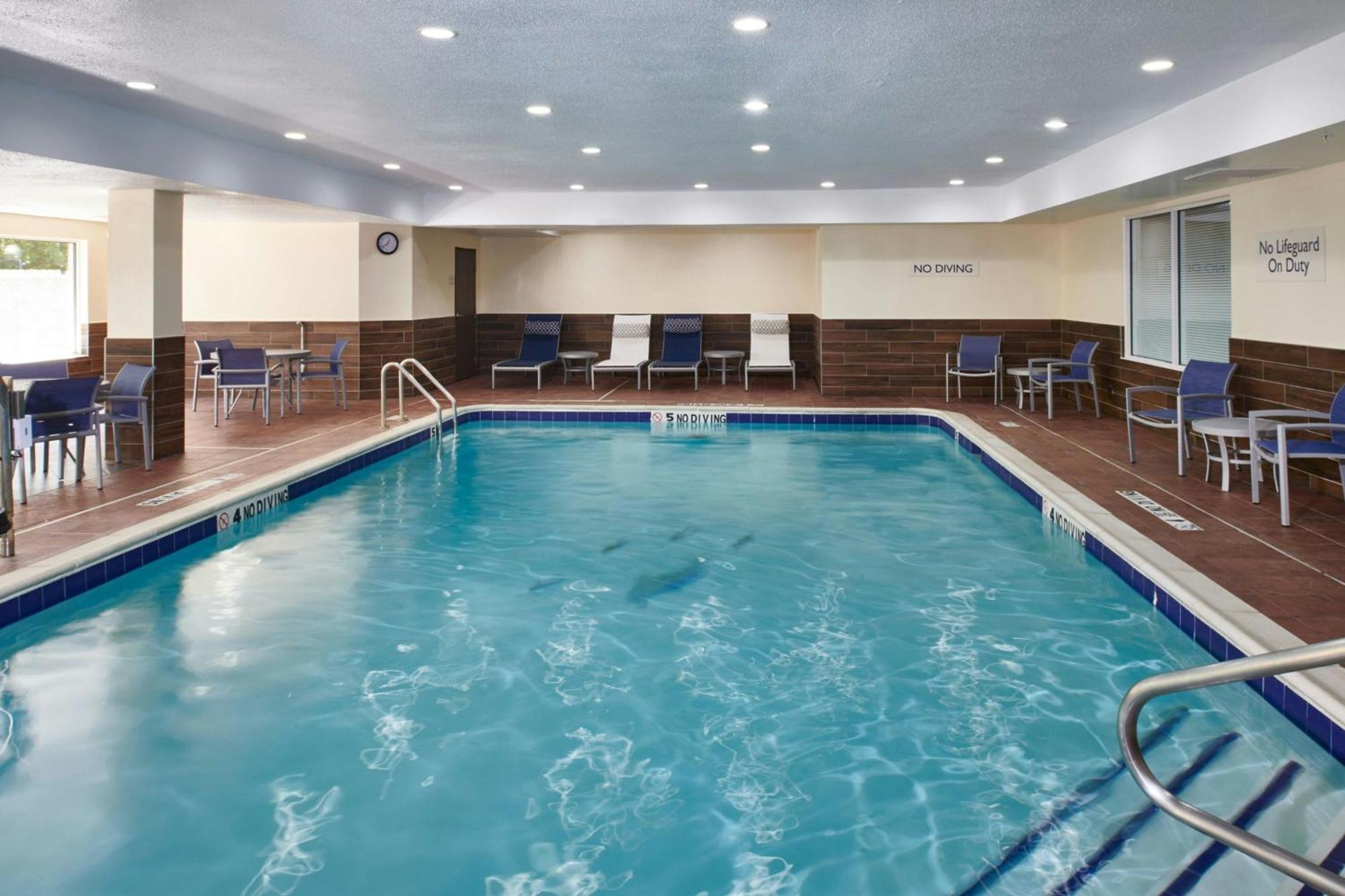 Fairfield Inn & Suites Detroit Livonia Eksteriør billede