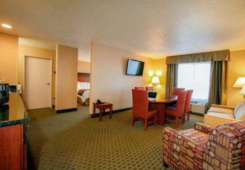 Fairfield Inn & Suites Detroit Livonia Værelse billede